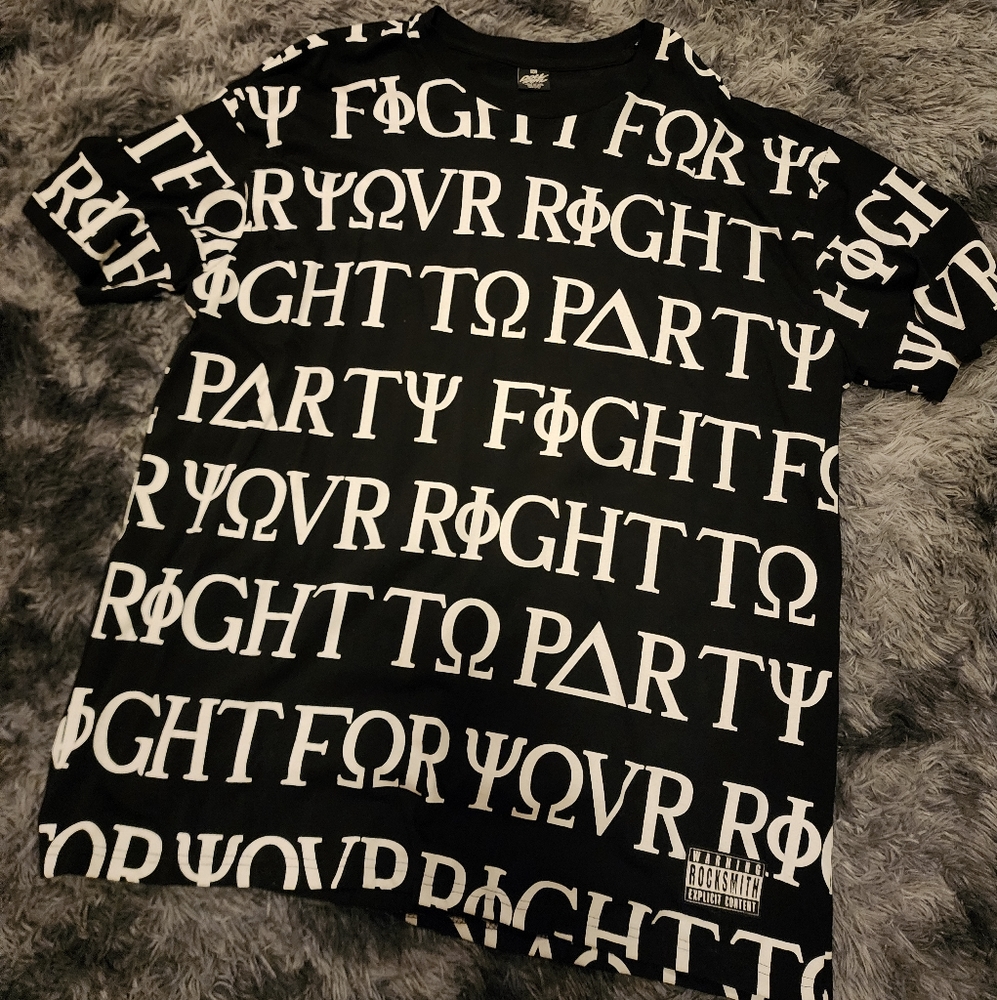 Fight for the right to party Tshirt XXL